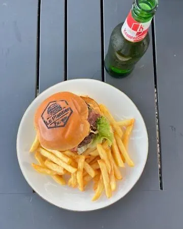 Caravan Le Plantier 3 * Beaulieu-sur-Sonnette